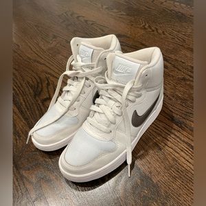 Nike high tops size 7